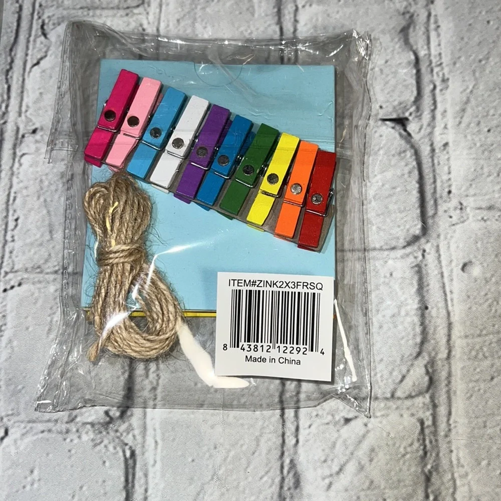 HP Moment Makers 3D Sticker Frames + Mini Album + Wall Hanging Garland - Picture 8 of 12